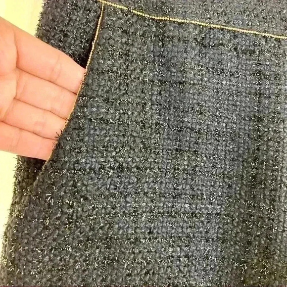 Monteau Black Metallic Tweed Gold Beaded Shorts - Picture 6 of 12